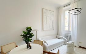 Casa Unica Milano - Typical & Charming Apartment - Navigli II